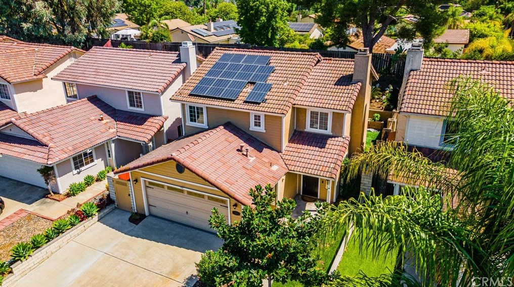 1726 Mammoth Pl, Escondido, CA 92029-4105