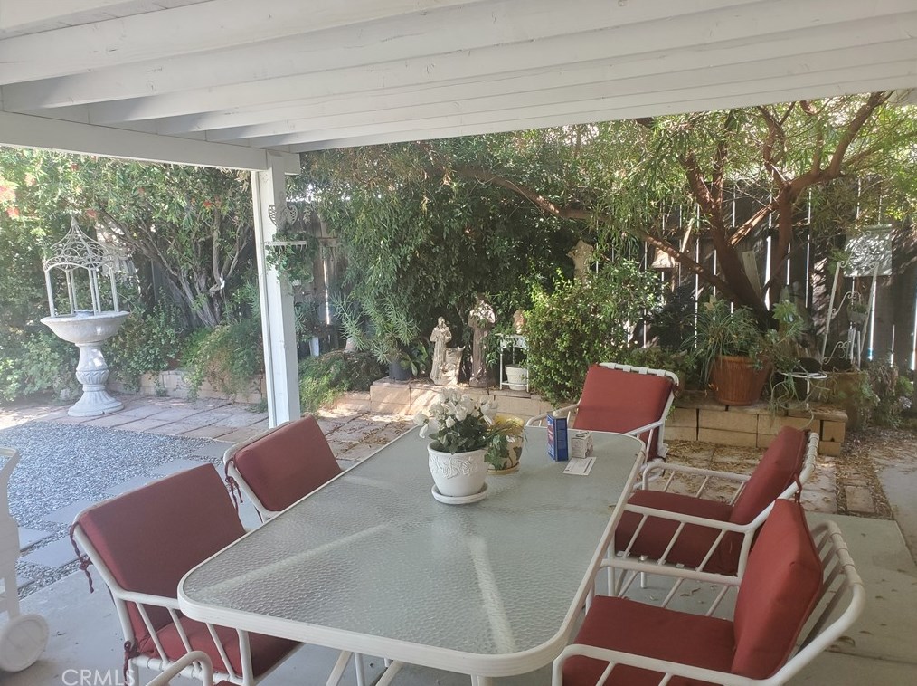641 Juanita St, Hemet, CA 92543-6040