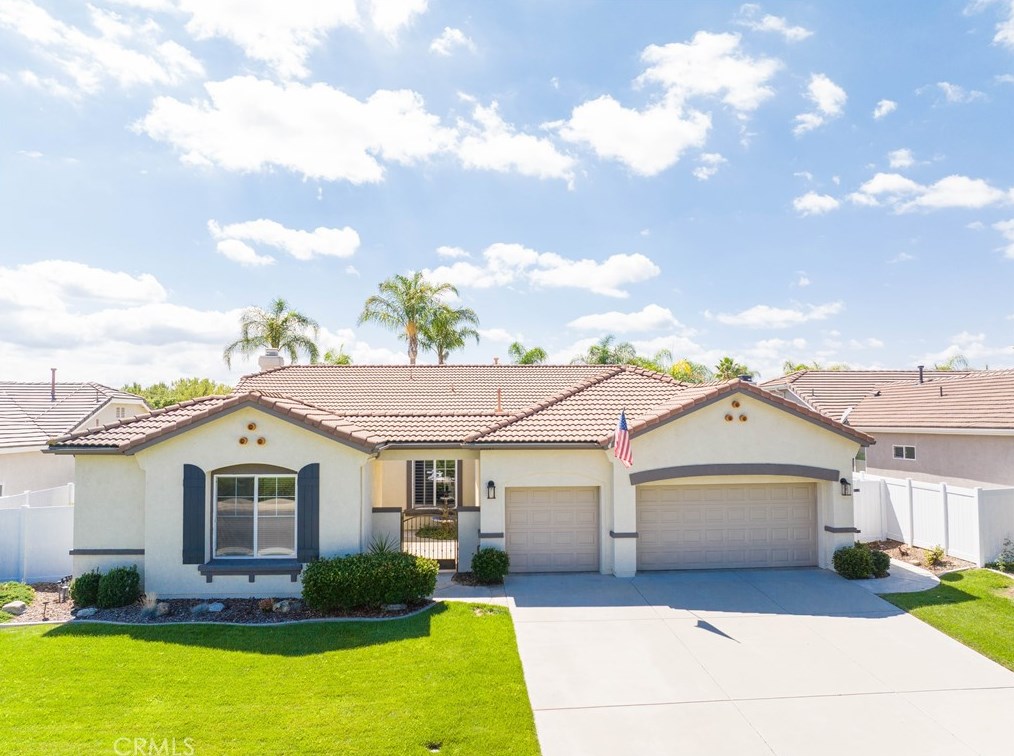 26649 Kingwood Rd, Murrieta, CA 92563-4370