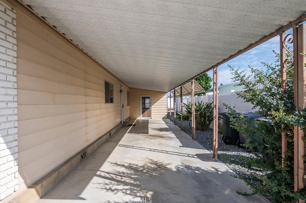 1630 Bella Vista Dr, Hemet, CA 92543-6820