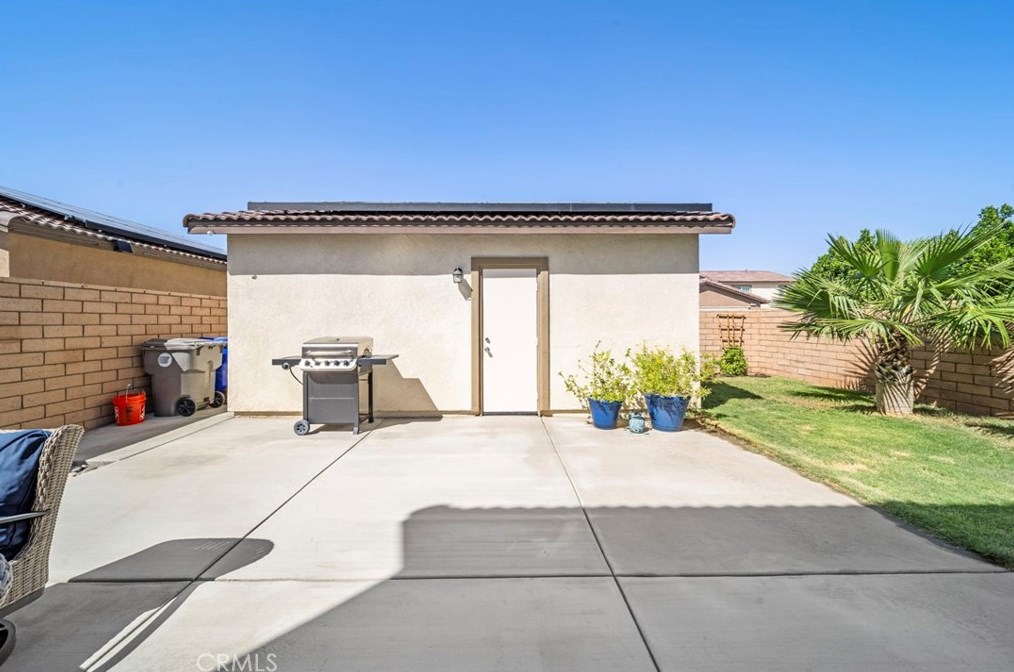 67398 Rio Vista Dr, Cathedral City CA  92234-8629 exterior