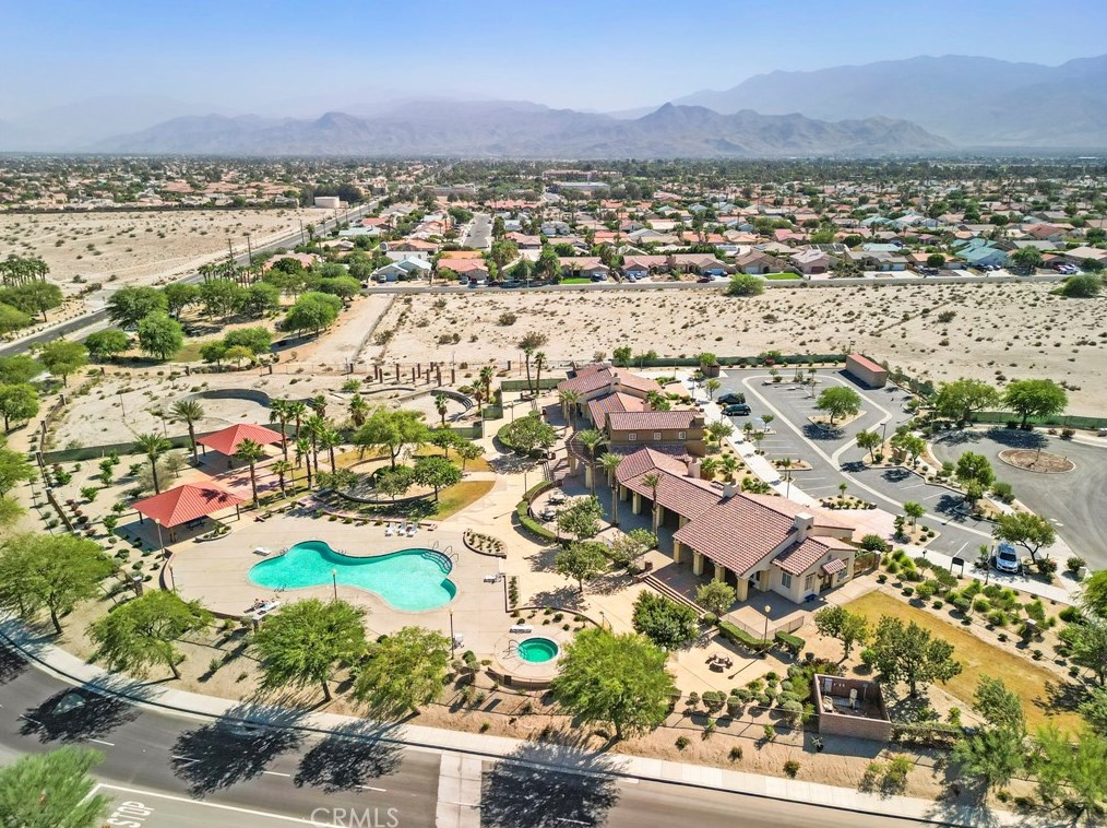 67398 Rio Vista Dr, Cathedral City CA  92234-8629 exterior