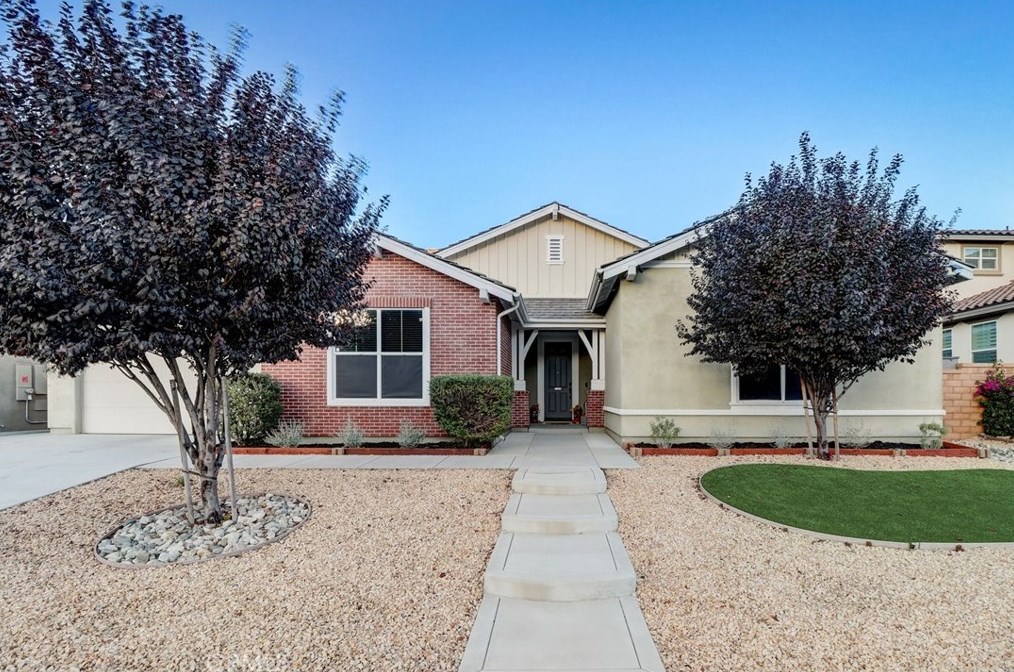 35316 Mahogany Glen Dr, Winchester, CA 92596
