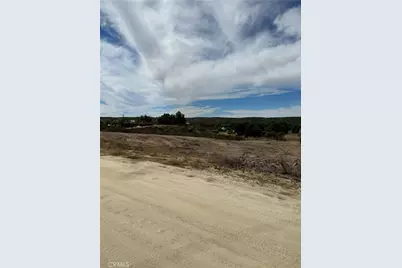 39 Sable Drive, Hemet, CA 92544 - Photo 2