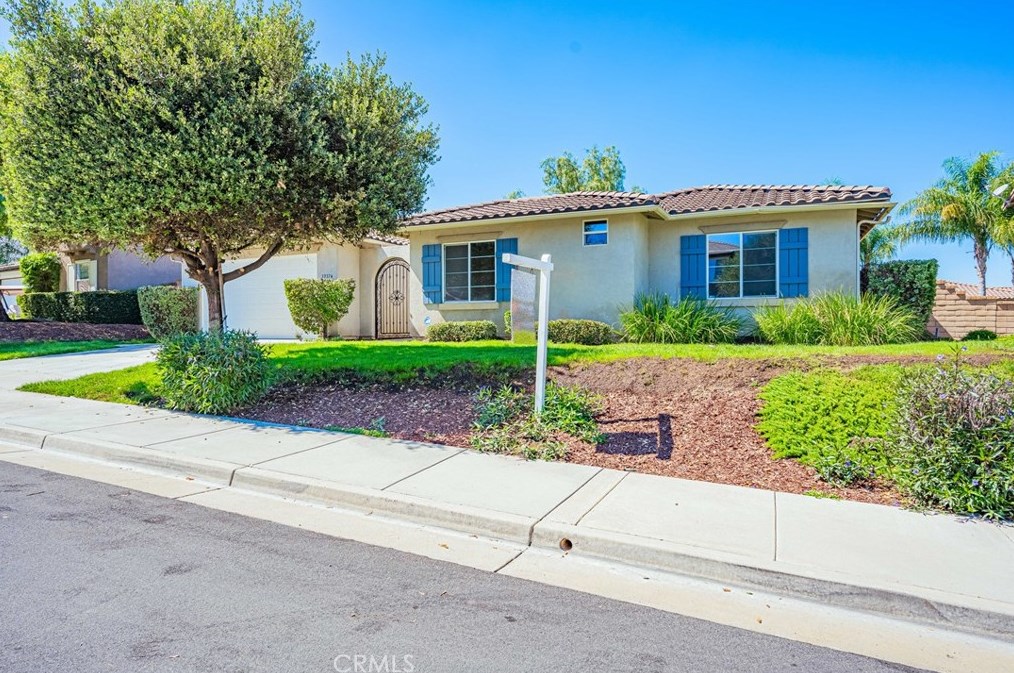 32374 Daisy Dr, Winchester, CA 92596