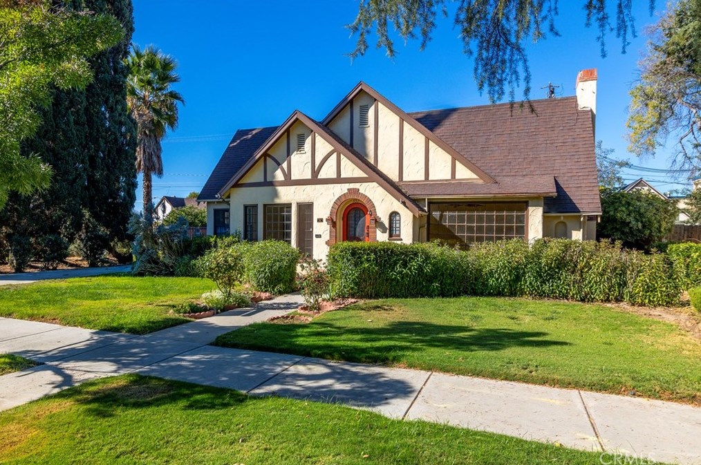 337 Harvard St, Hemet, CA 92543-5949