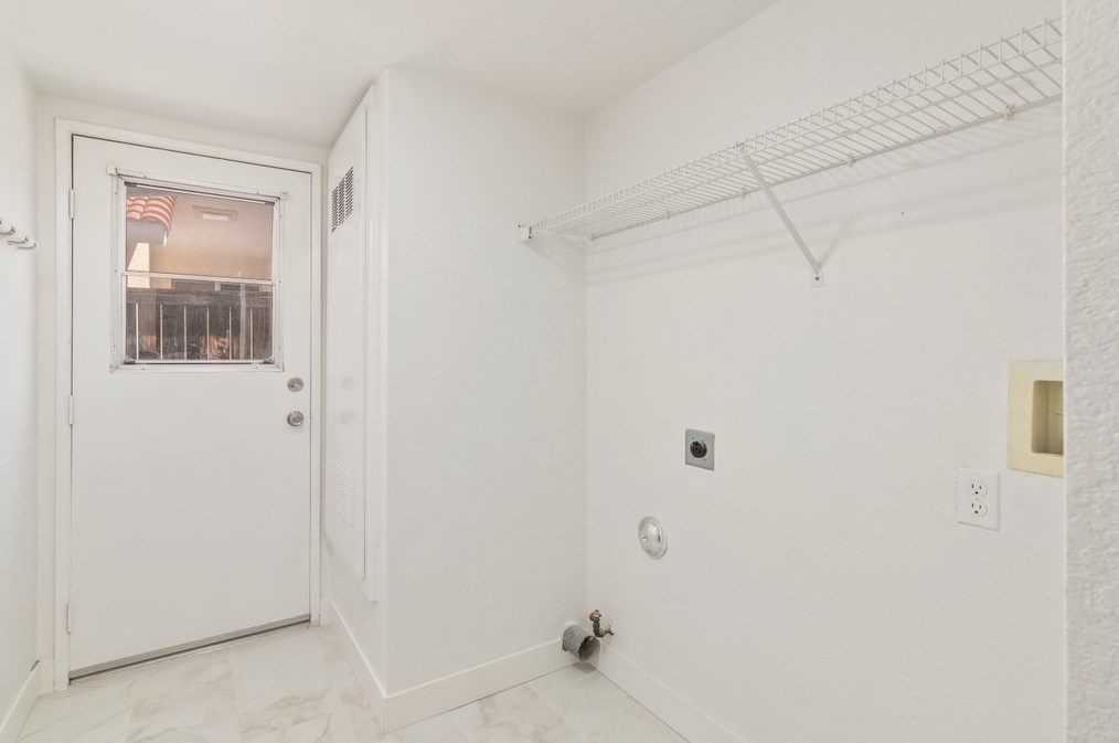 31179 Lahontan St, Temecula CA  92592-5755 exterior