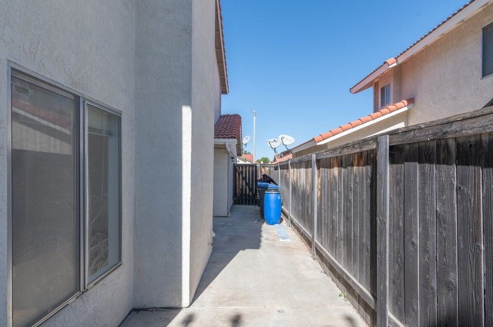 31179 Lahontan St, Temecula CA  92592-5755 exterior