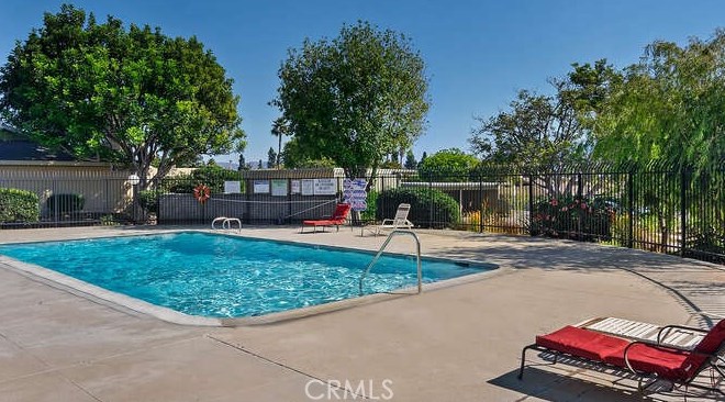 2241 Camilar Dr, Camarillo CA  93010-2060 exterior