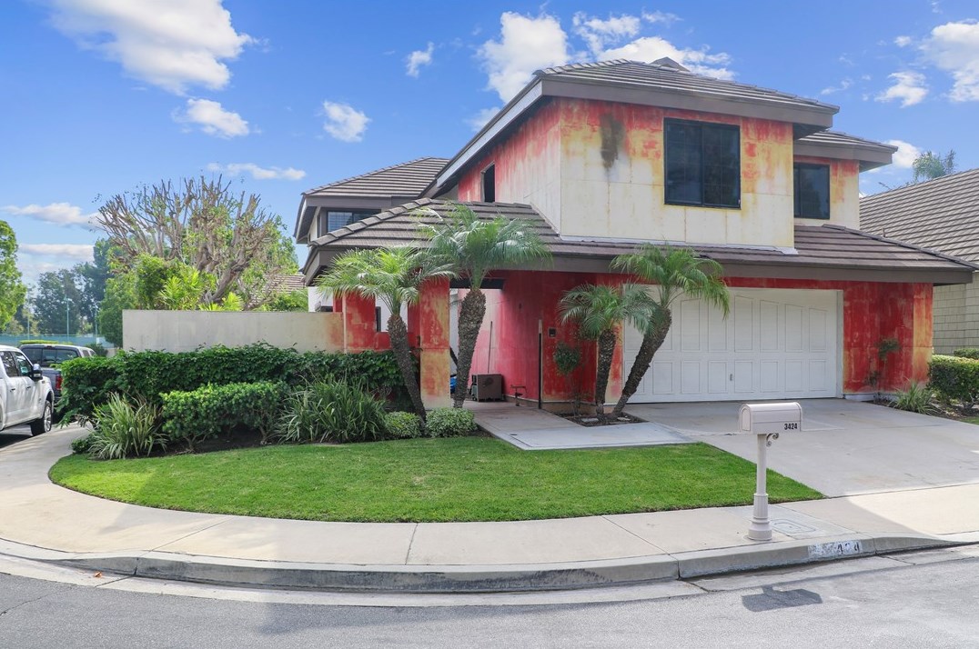 3424 Summerset Cir, Costa Mesa, CA 92626-1639