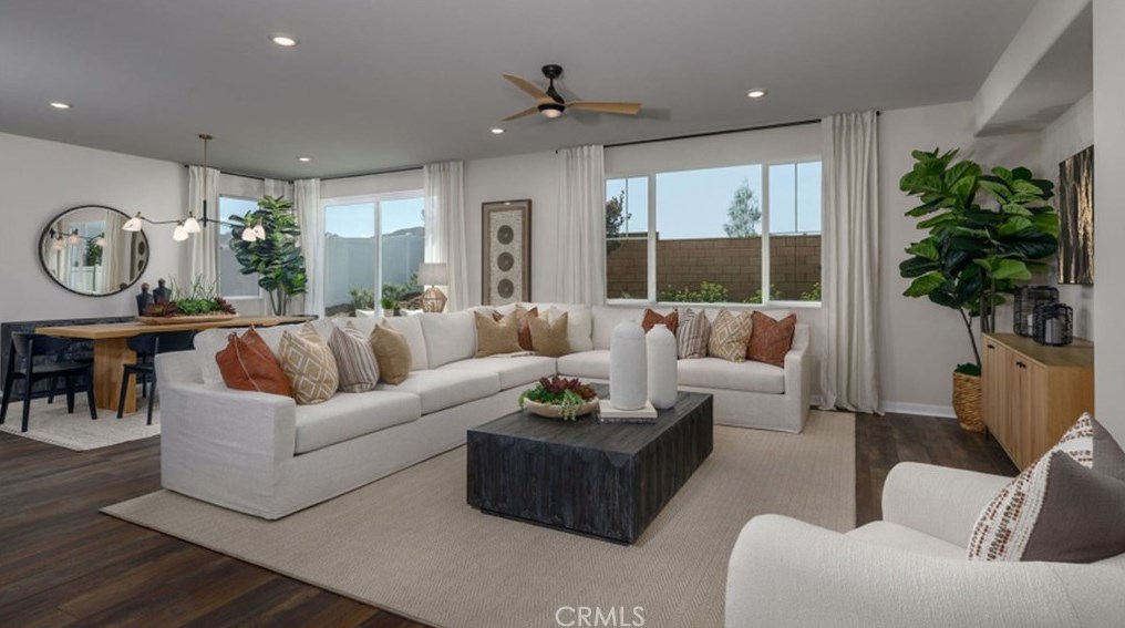 30861 Western View Dr, Homeland, CA 92548-9581