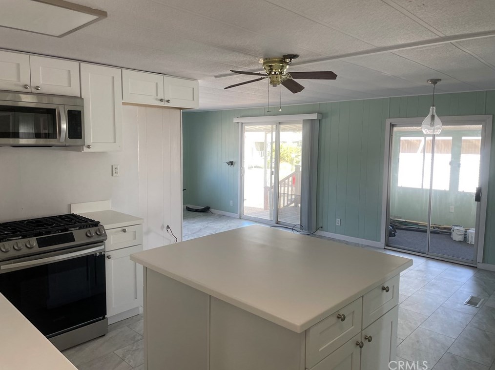 14777 Palm Dr #79, Desert Hot Springs, CA 92240