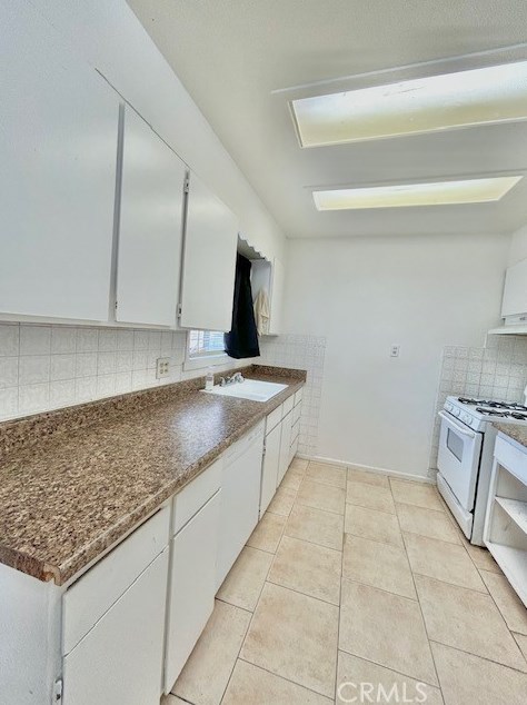 32821 Valley View Ave, Lake Elsinore, CA 92530