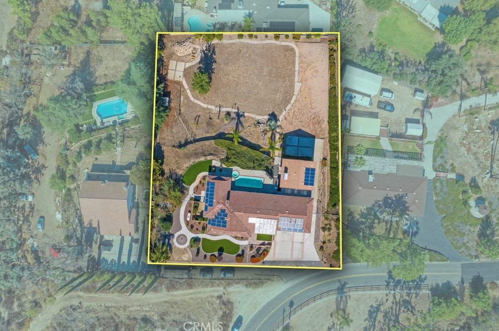 28215 Rawlings Rd, Hemet, CA 92544