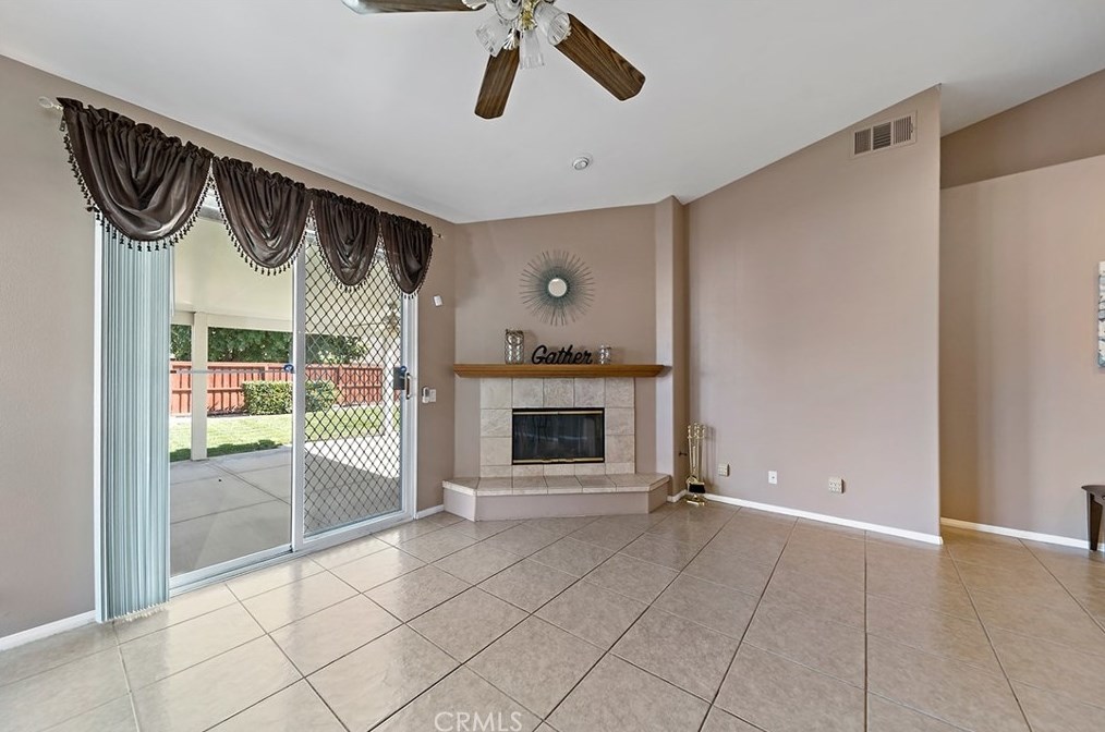 242 Marmalade Ln, Hemet CA  92544-4530 exterior