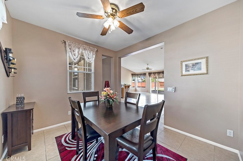 242 Marmalade Ln, Hemet CA  92544-4530 exterior