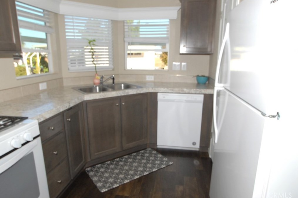 1536 S State St #143, Hemet, CA 92543