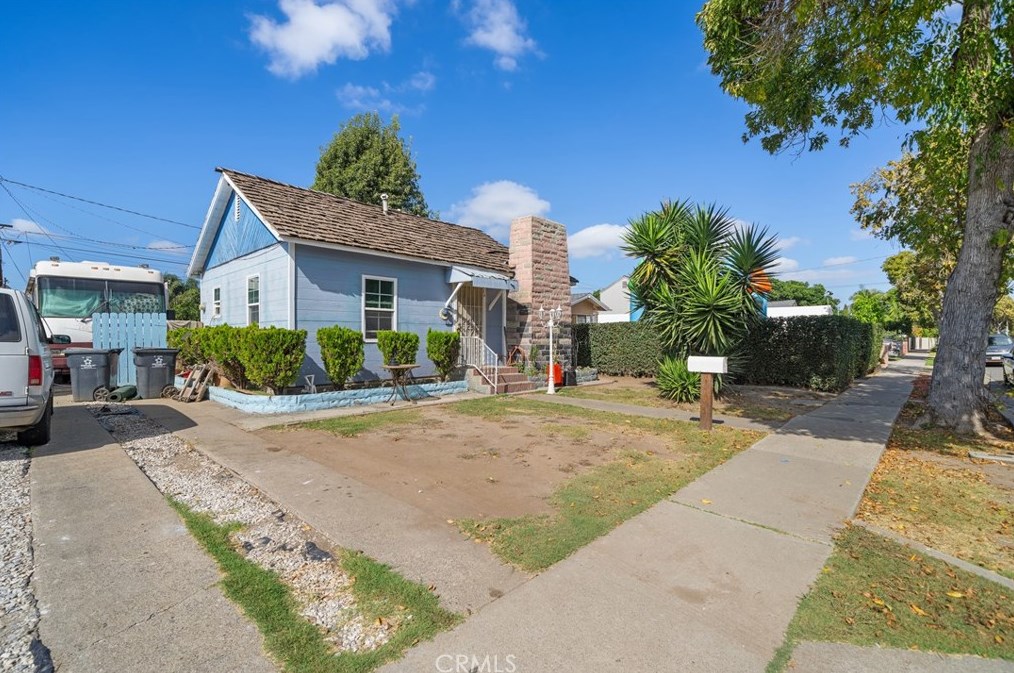 1918 S Halladay St, Santa Ana, CA 92707