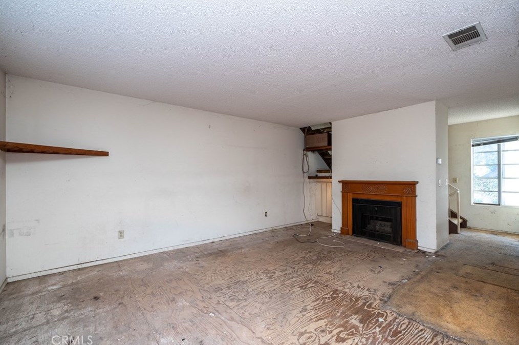 21934 Belshire Ave, Lakewood, CA 90716