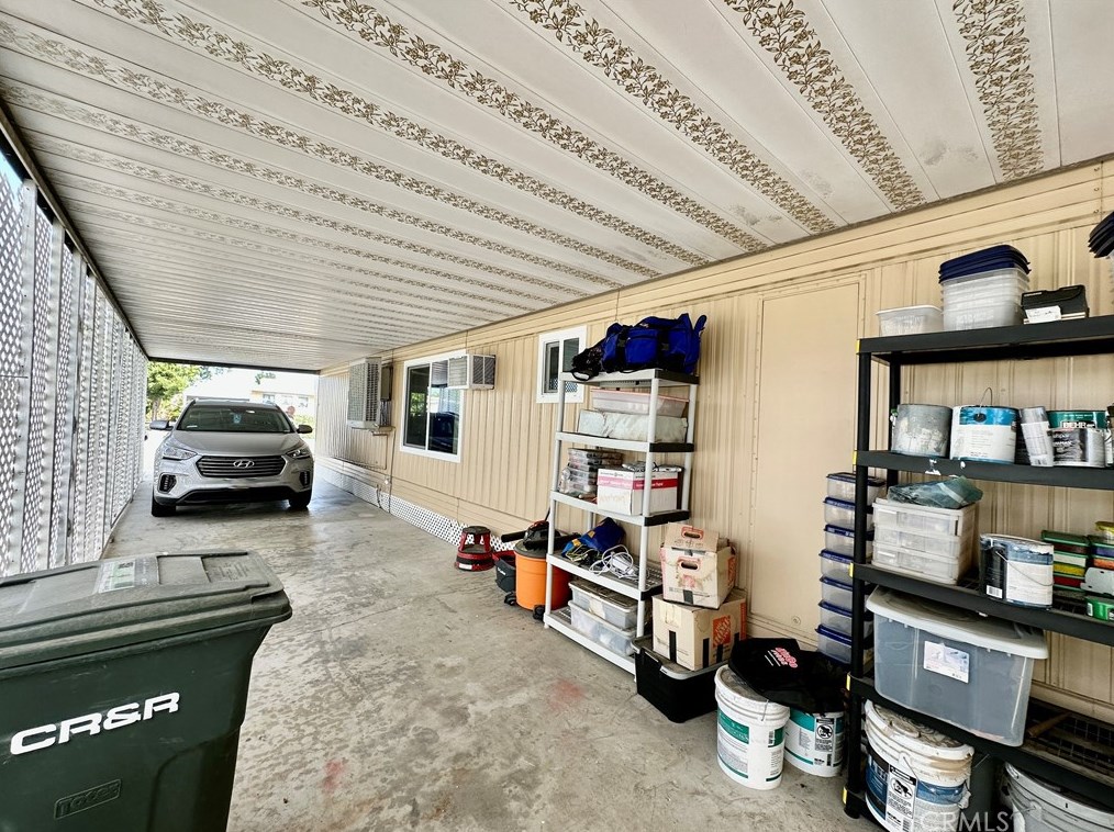 271 Santa Clara Cir, Hemet CA  92543-6932 exterior