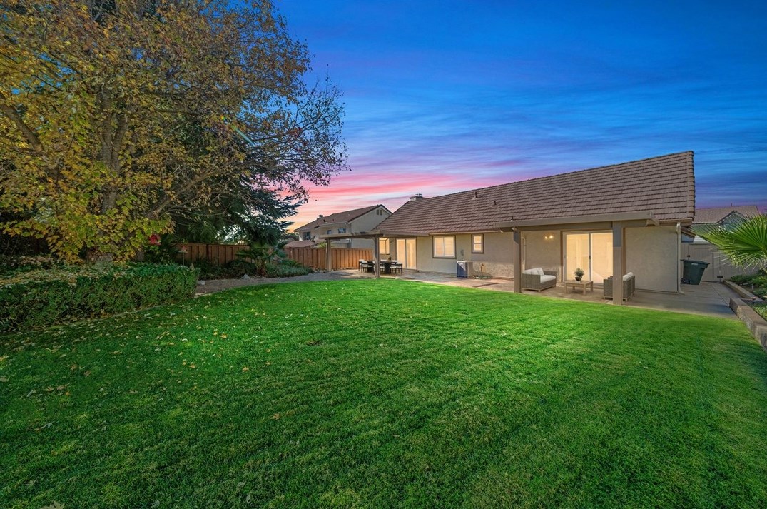 42098 Roanoake St, Temecula, CA 92591-3826