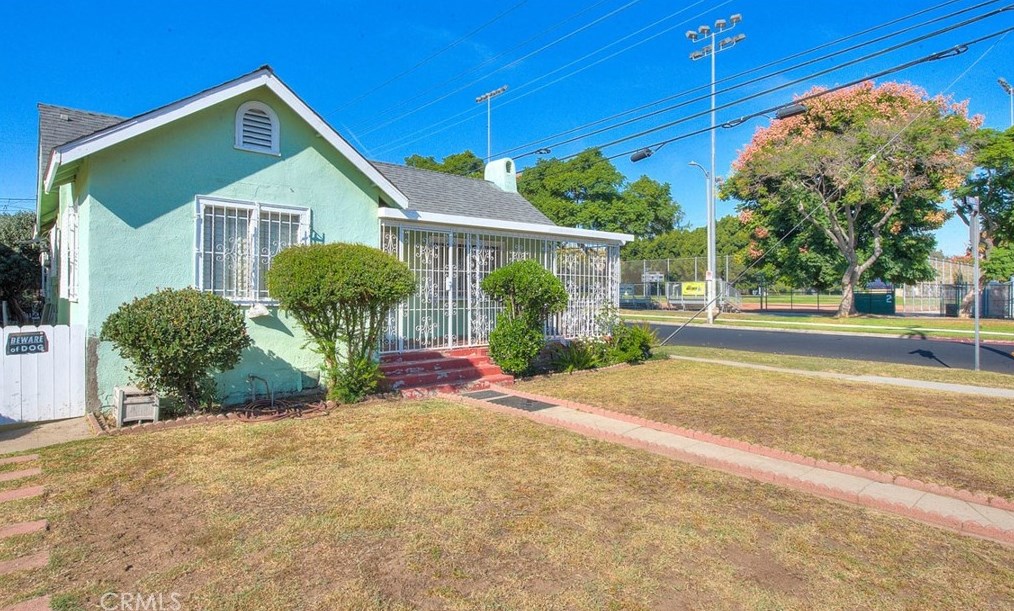 8901 S St Andrews Pl, Los Angeles, CA 90047