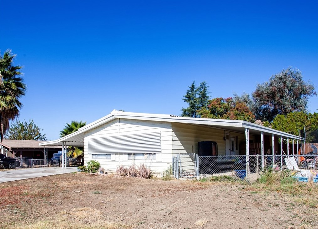 43440 Low Cir, Hemet, CA 92544-1933
