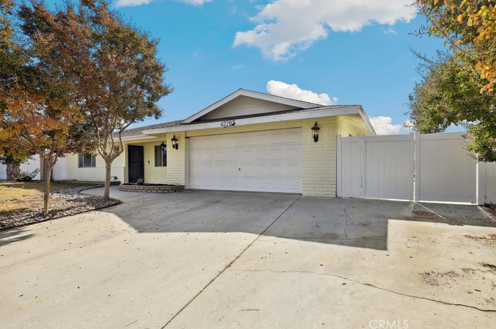 42207 Mayberry Ave, Hemet, CA 92544