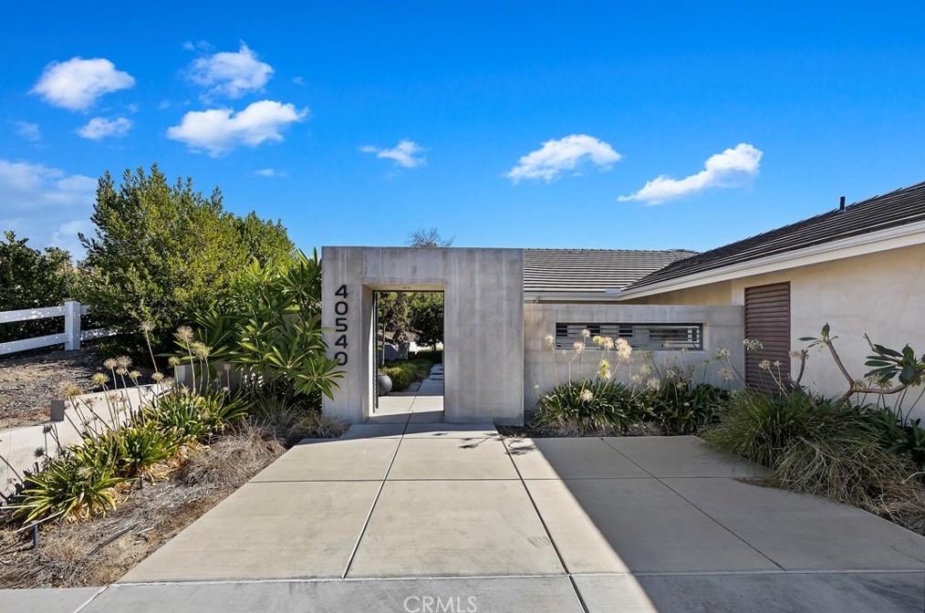 40540 La Cadena Ct, Temecula, CA 92591