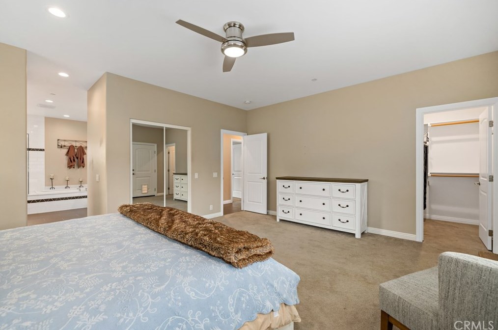 2916 Vista Del Rio, Fallbrook CA  92028-8440 exterior