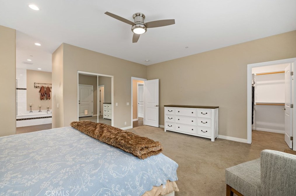 2916 Vista Del Rio, Fallbrook CA  92028-8440 exterior
