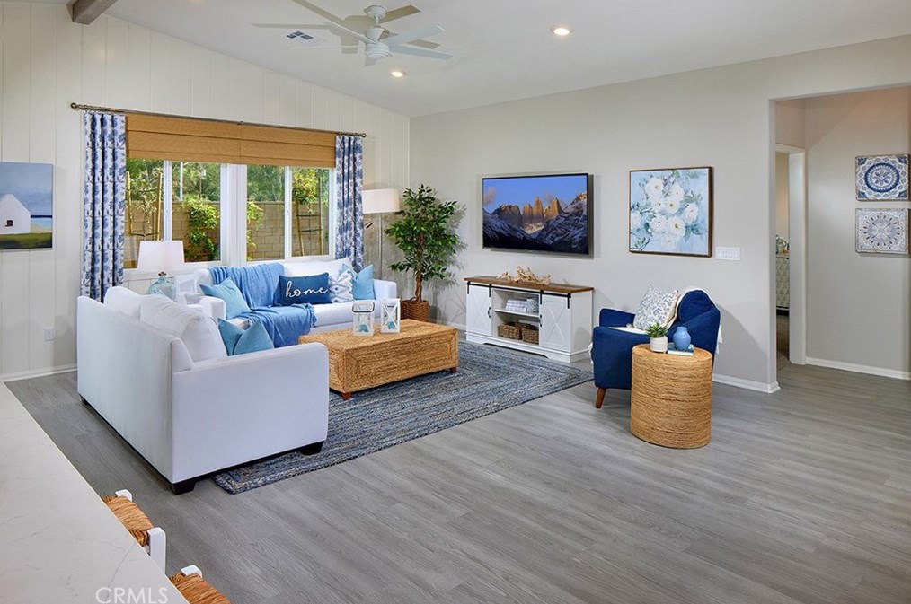 28378 Cats Claw Dr, Winchester, CA 92596