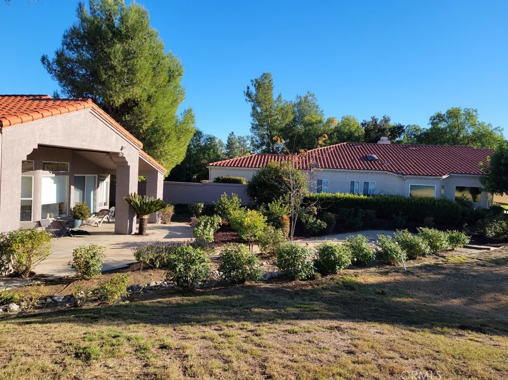 22993 Rosemont Ct, Murrieta CA  92562-3075 exterior