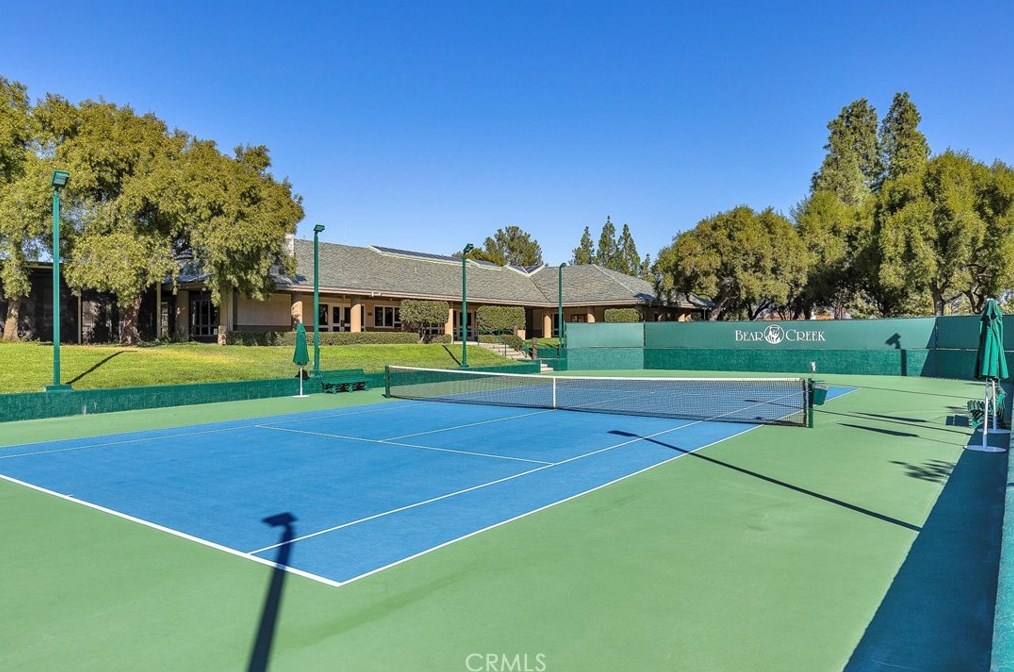 22993 Rosemont Ct, Murrieta CA  92562-3075 exterior