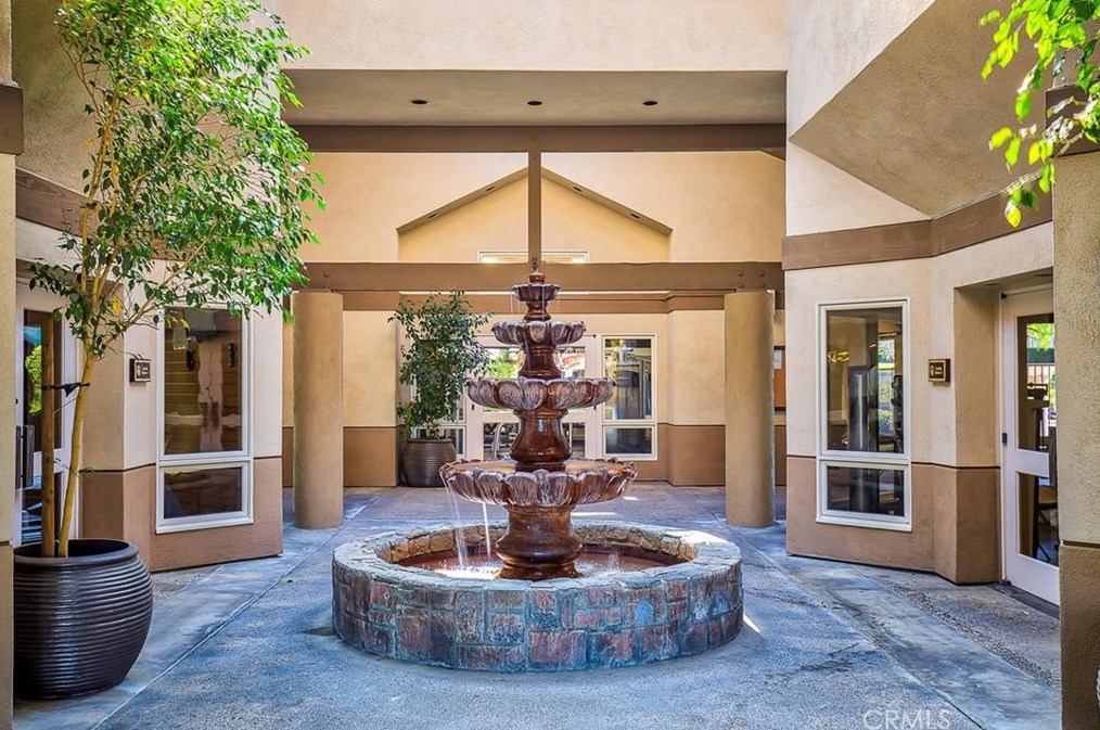 22993 Rosemont Ct, Murrieta CA  92562-3075 exterior