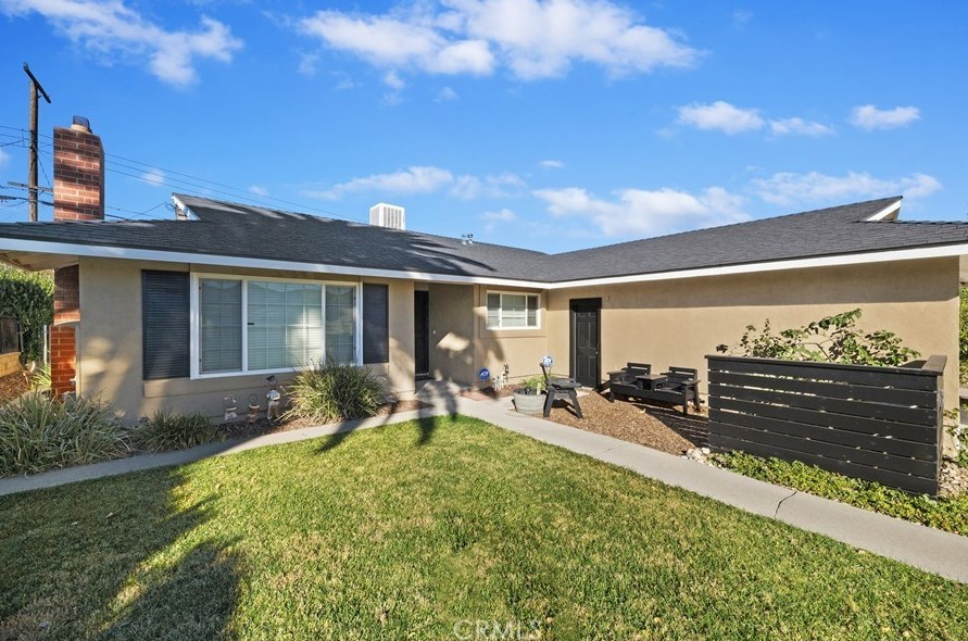 1035 Hoffer St, Banning, CA 92220-1869