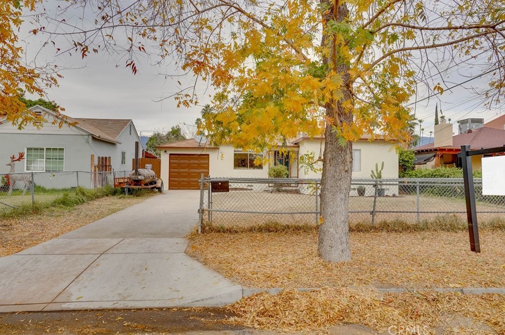 206 E 16th St, San Bernardino, CA 92404