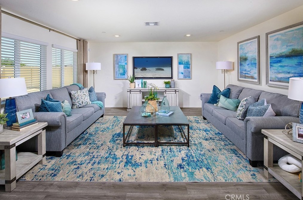 44121 Moccasin Pl, Lancaster, CA 93536