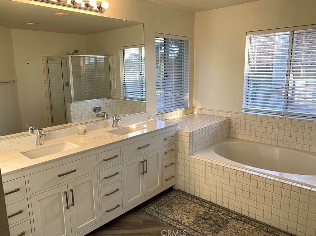 39780 Nottinghill Rd, Murrieta CA  92563-5553 exterior