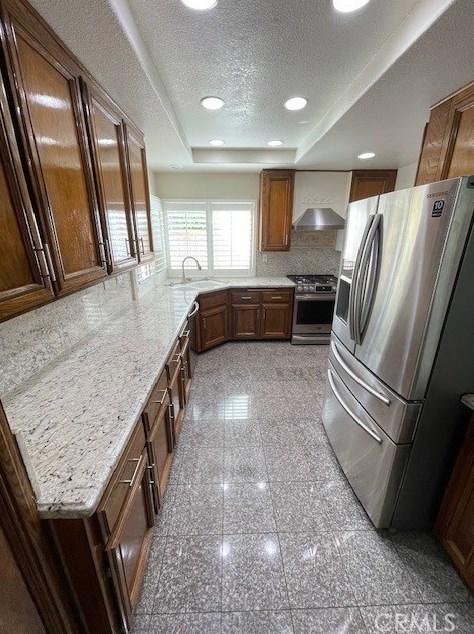 39780 Nottinghill Rd, Murrieta CA  92563-5553 exterior