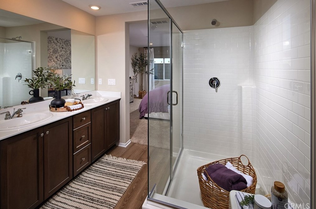 28345 Cats Claw Dr, Winchester CA  92596-8248 exterior