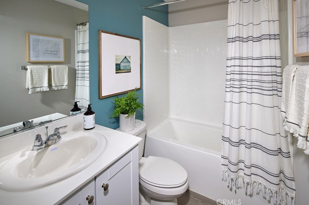 28333 Cats Claw Dr, Winchester CA  92596-8248 exterior