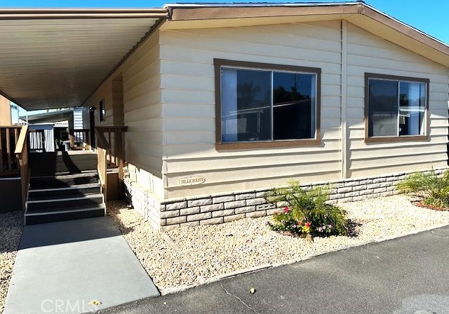 881 N Lake St #268, Hemet, CA 92544