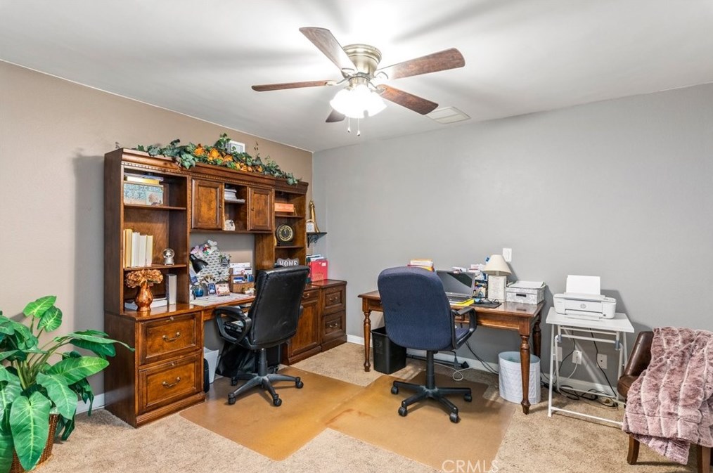 646 Rainier Way, Hemet CA  92543-5827 exterior