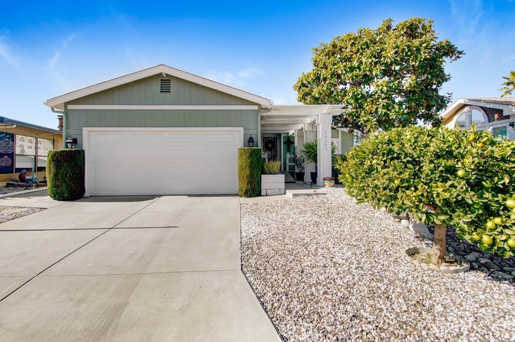 28840 Calle Alta, Murrieta, CA 92563-5640