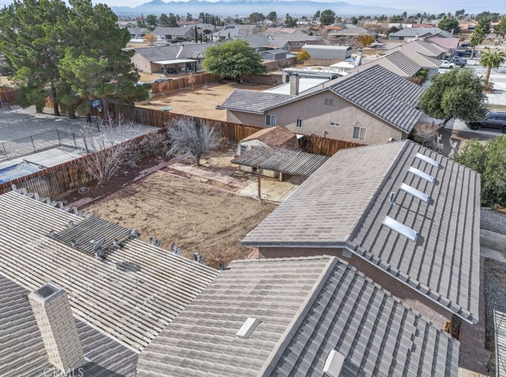 13990 High Falls Trl, Apple Valley CA  92307-5633 exterior