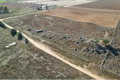 31700 Holland Road, Winchester, CA 92596 - Photo 14