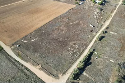 31700 Holland Road, Winchester, CA 92596 - Photo 8