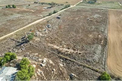 31700 Holland Road, Winchester, CA 92596 - Photo 12