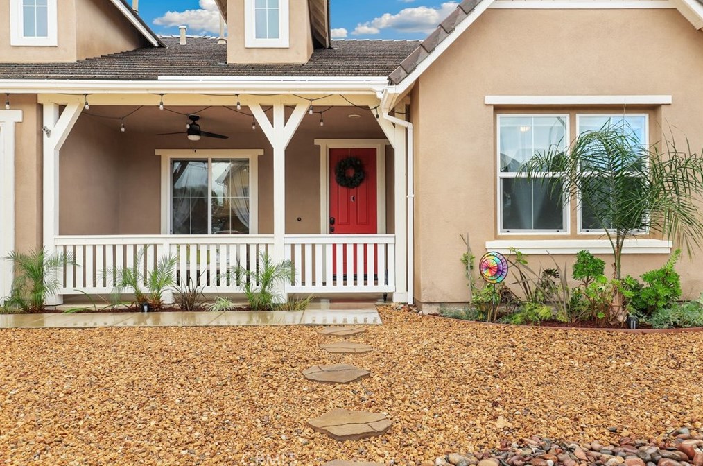 32417 Apricot Tree Rd, Winchester CA  92596-8672 exterior